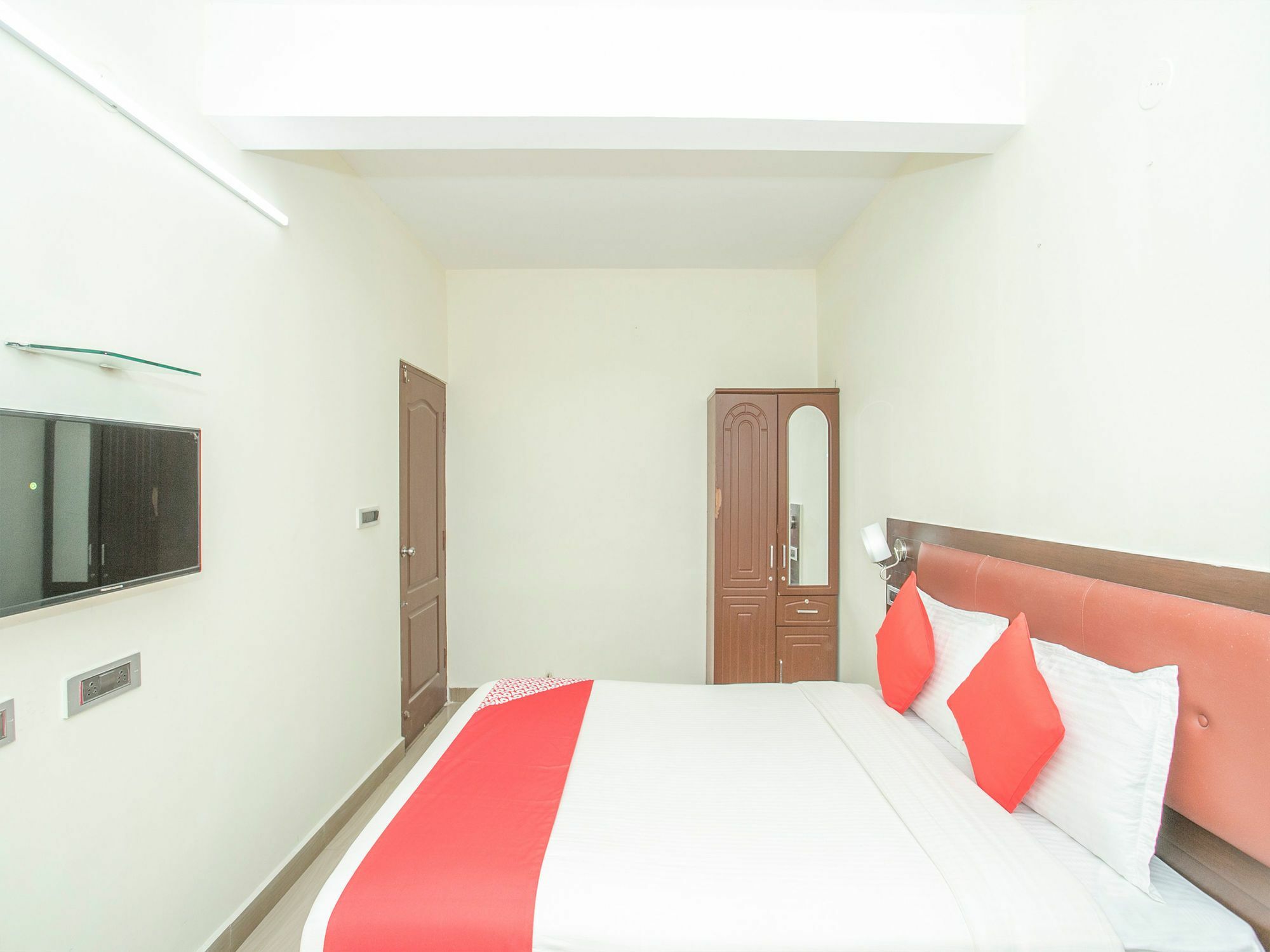 Oyo 13170 Victory Suites Bengaluru Kültér fotó