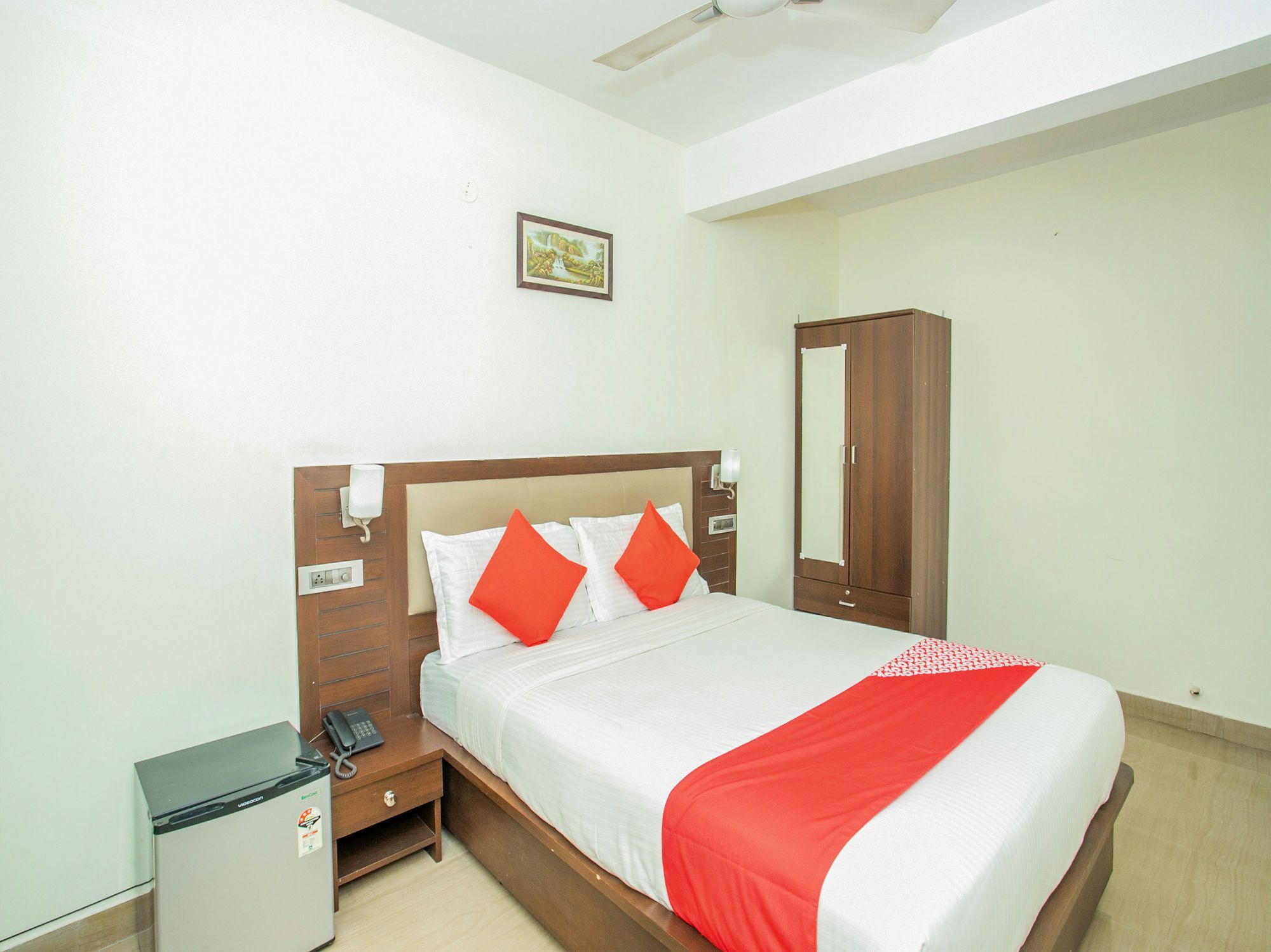 Oyo 13170 Victory Suites Bengaluru Kültér fotó