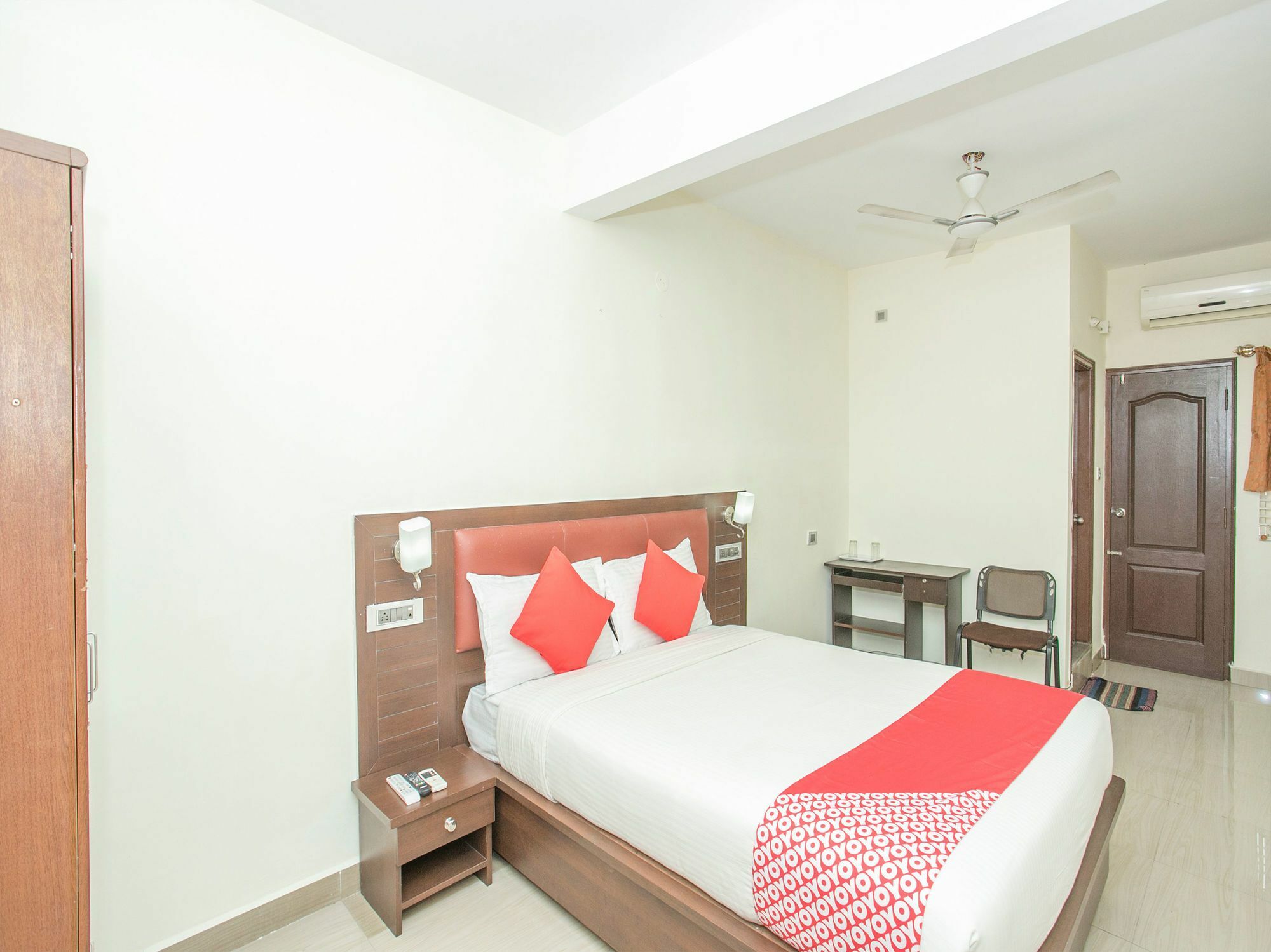 Oyo 13170 Victory Suites Bengaluru Kültér fotó